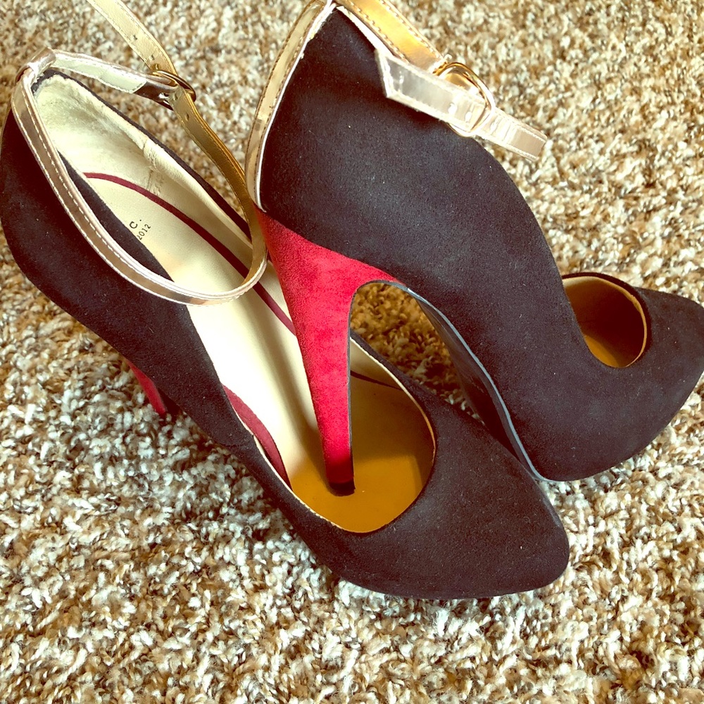 ZARA Trafaluc Two Tone Pumps